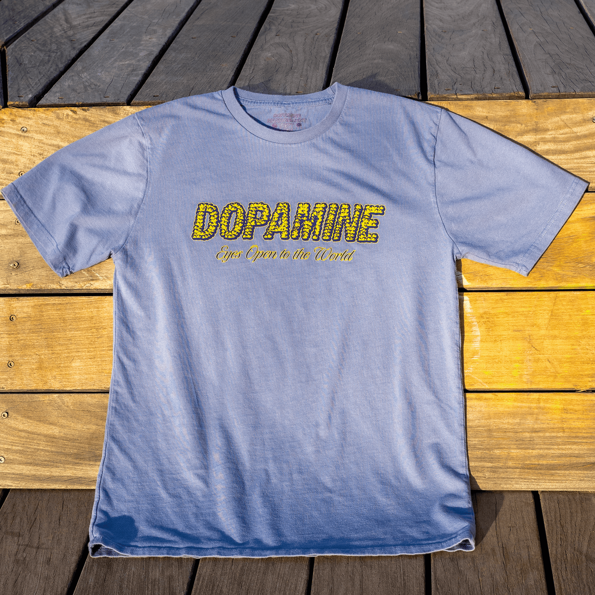 Unisex cotton t-shirt with eye graphic design